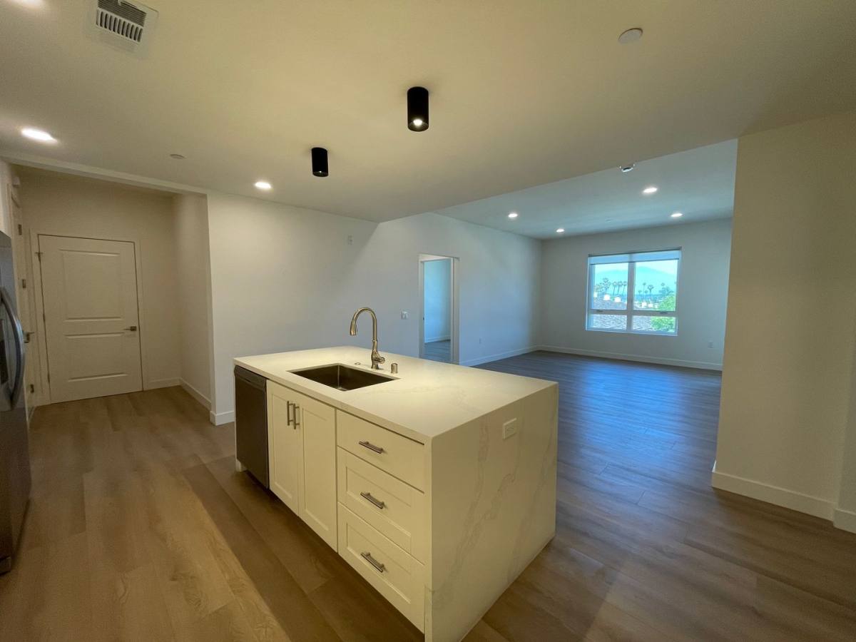 Apartment for rent at 123 S Chapel Ave, Alhambra, CA 91801