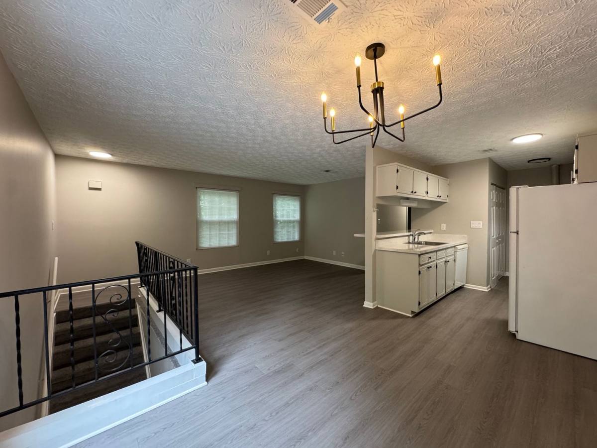 Apartment for rent at 662 Bellemeade Dr, Marietta, GA 30008