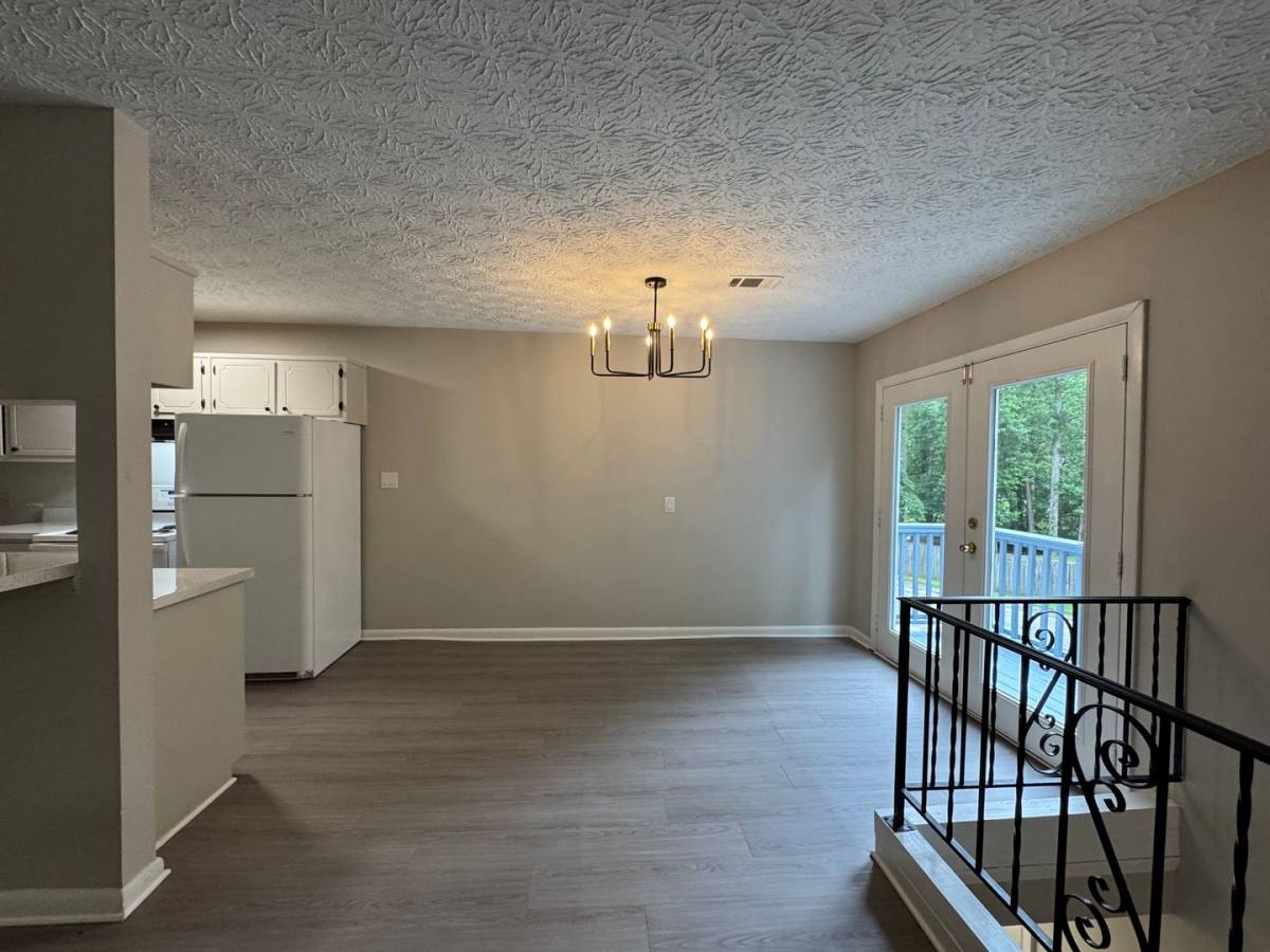 Apartment for rent at 662 Bellemeade Dr, Marietta, GA 30008