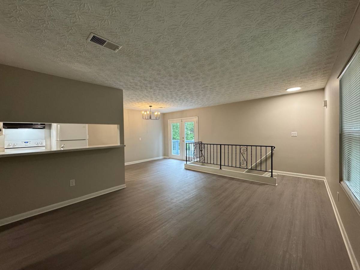 Apartment for rent at 662 Bellemeade Dr, Marietta, GA 30008