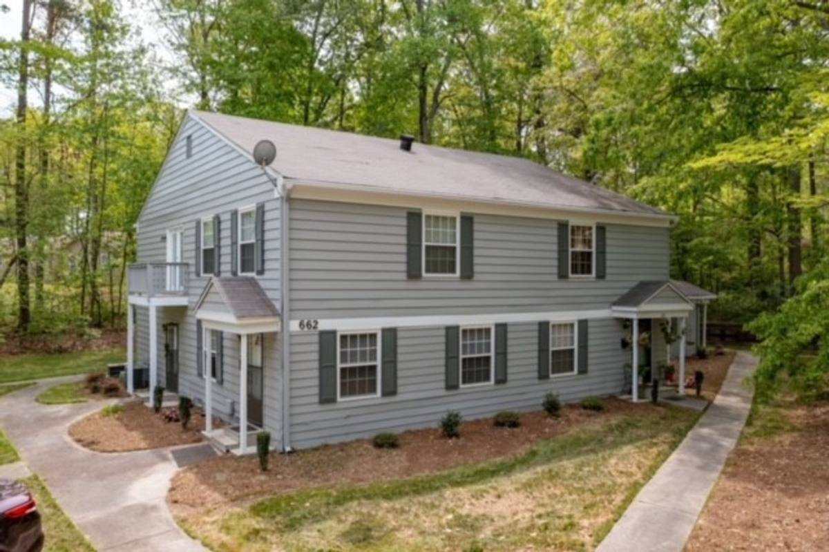Apartment for rent at 662 Bellemeade Dr, Marietta, GA 30008