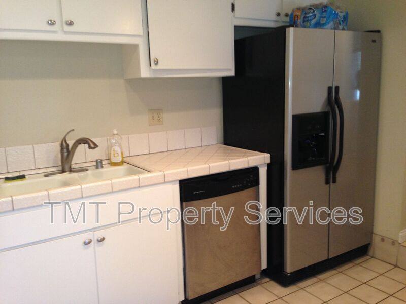 Townhouse for rent at 881-D Peach, San Luis Obispo, CA 93401