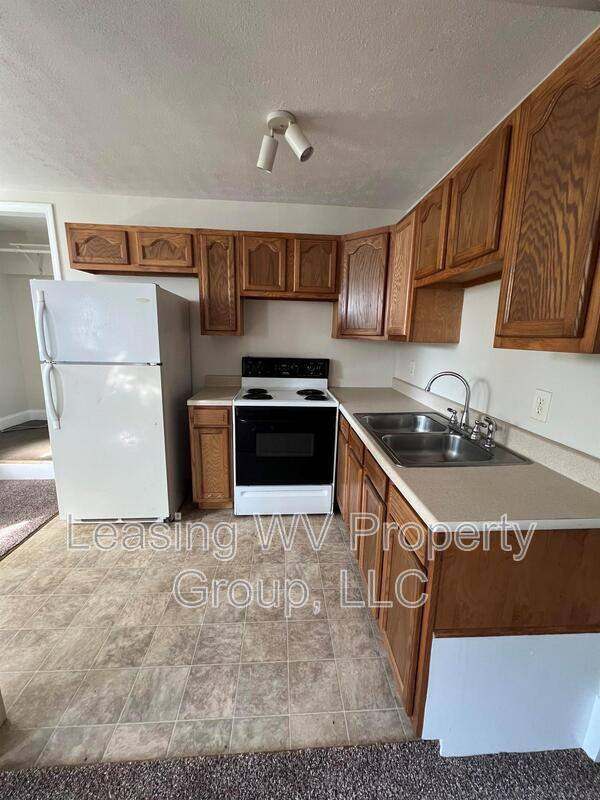 Apartment for rent at 2651 Main St #3, Hurricane, WV 25526