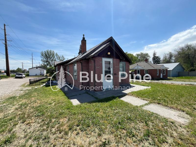 House for rent at 498 E 17th St, Idaho Falls, ID 83404