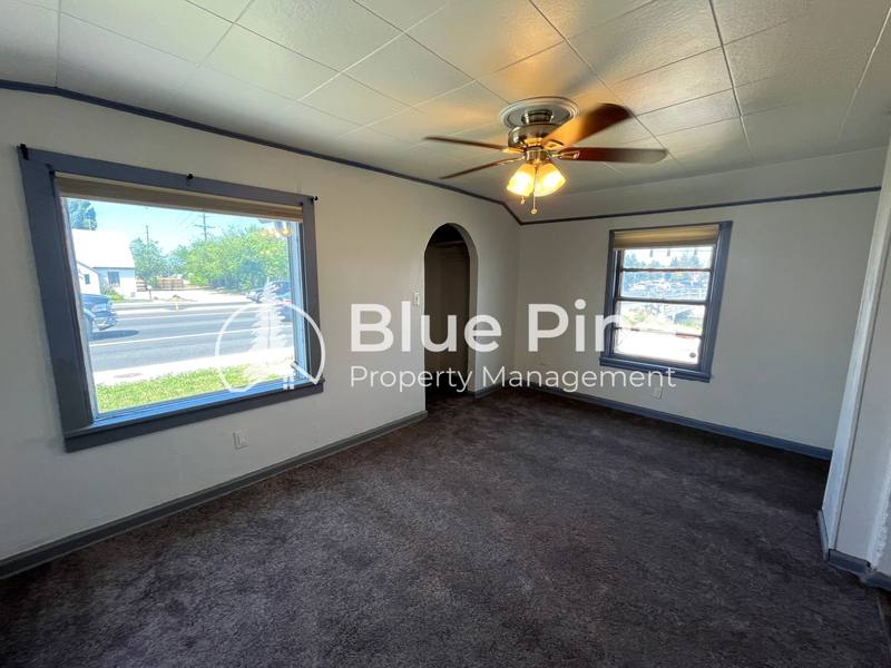 House for rent at 498 E 17th St, Idaho Falls, ID 83404