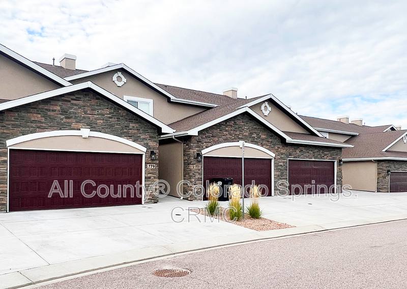 Townhouse for rent at 771 Brambleberry Heights, Colorado Springs, CO 80921