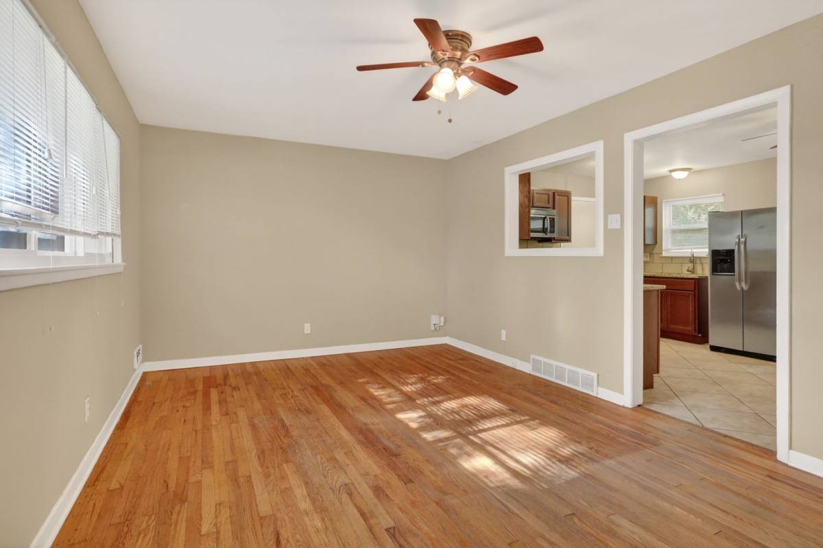 House for rent at 7821 Birch St, Prairie Village, KS 66208