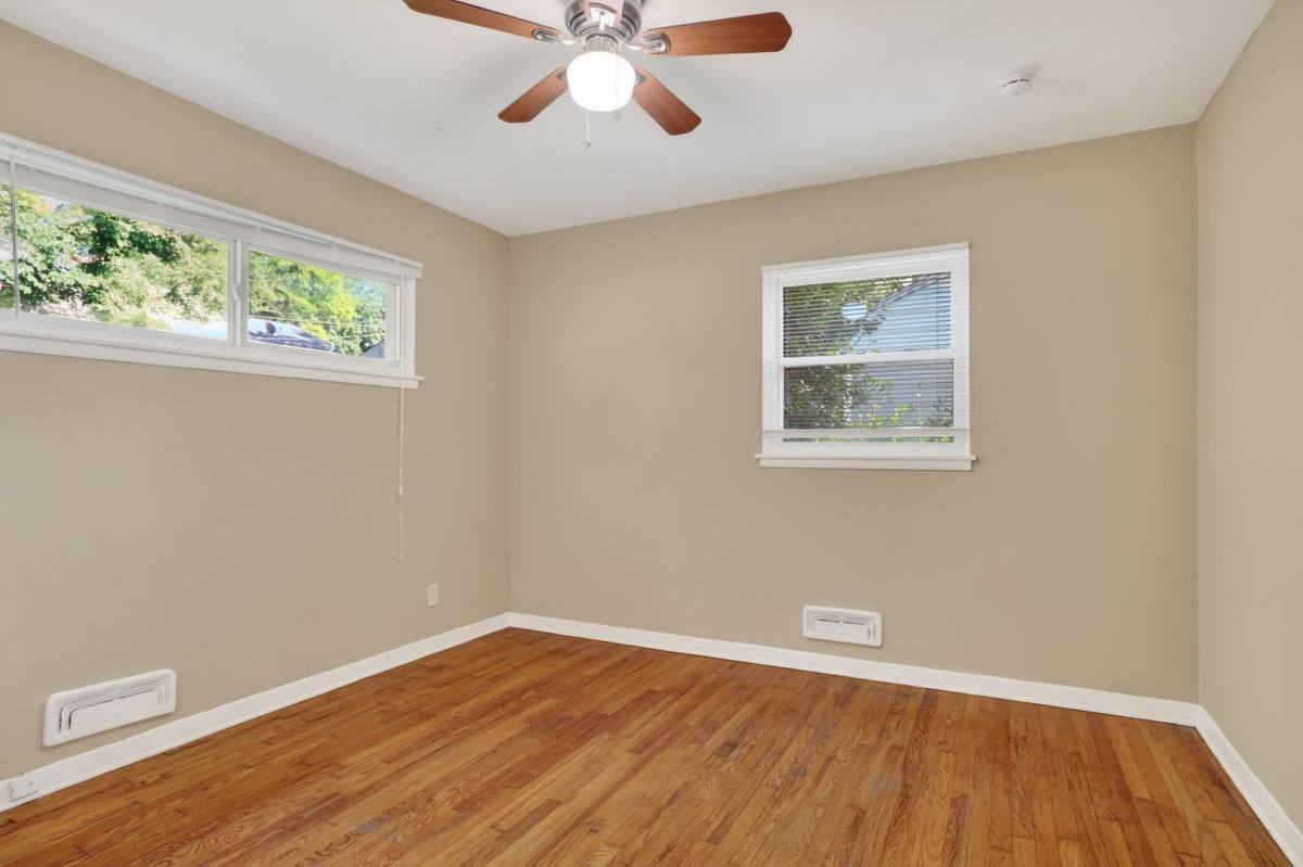 House for rent at 7821 Birch St, Prairie Village, KS 66208