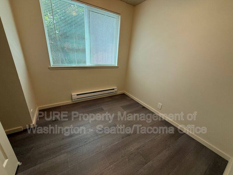 Apartment for rent at 907 SW Holden St #2, Seattle, WA 98106