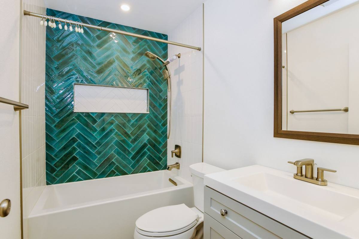 Condo for rent at 23250 Orange Ave, Lake Forest, CA 92630