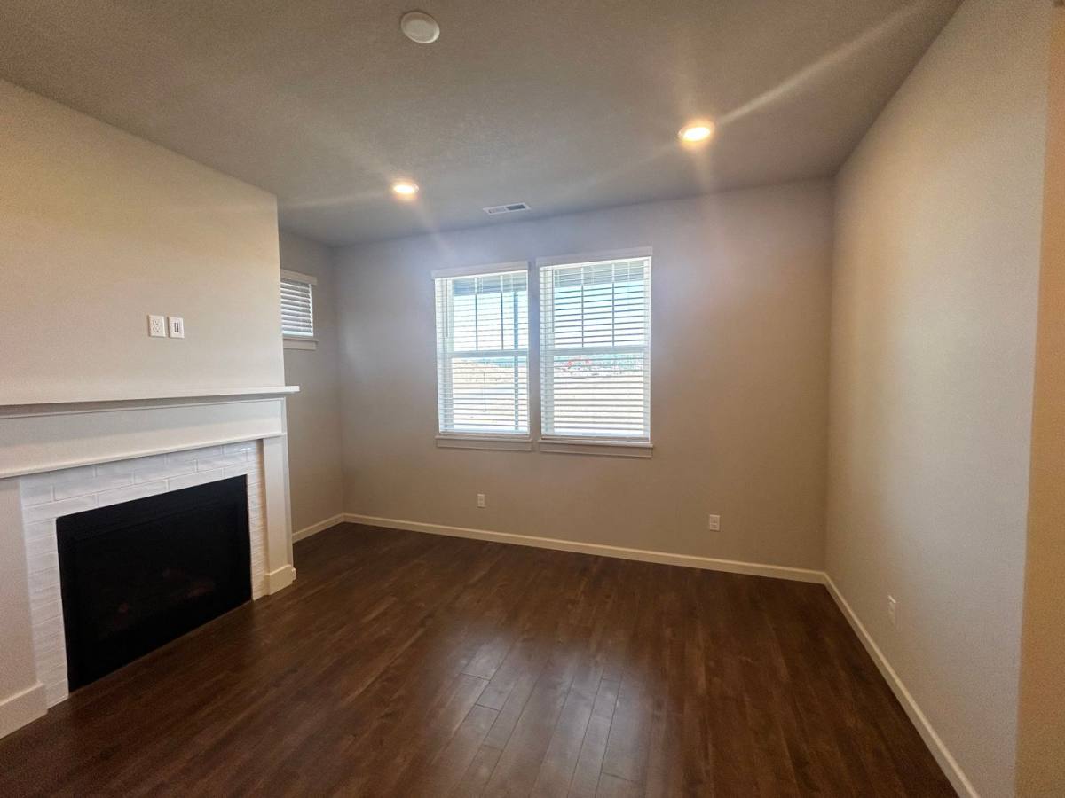 House for rent at 31482 NW Turel Dr, North Plains, OR 97133