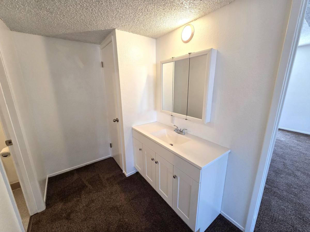 Apartment for rent at 332 N 2nd St, Porterville, CA 93257