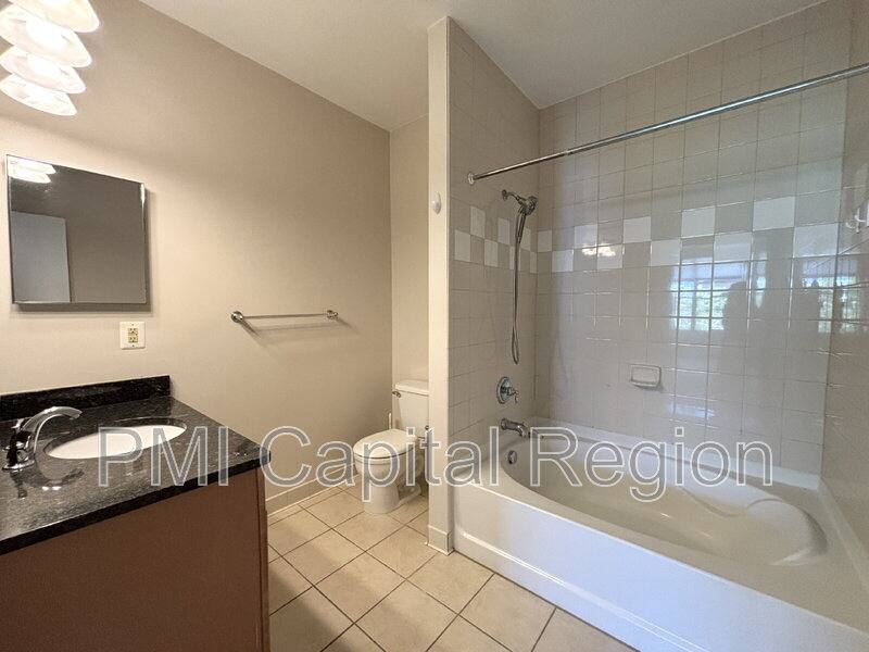 Condo for rent at 1201 E W Highway 451, Silver Spring, MD 20910
