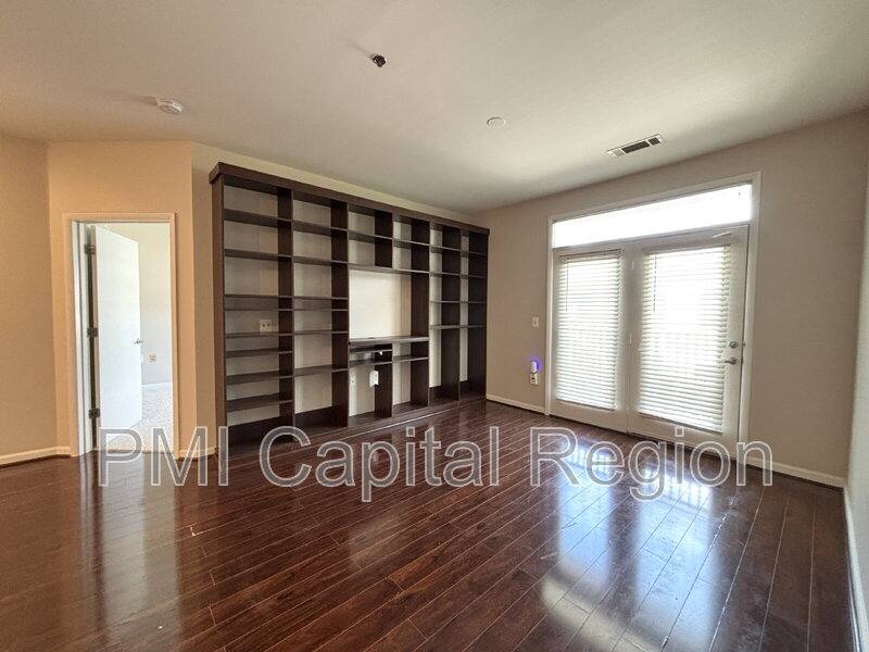 Condo for rent at 1201 E W Highway 451, Silver Spring, MD 20910