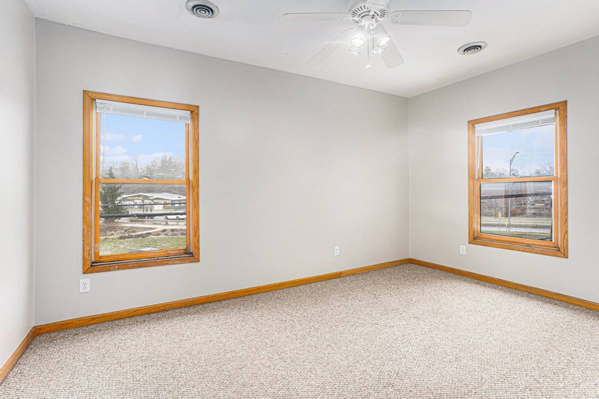 Apartment for rent at 940 W Lovell St, Kalamazoo, MI 49007