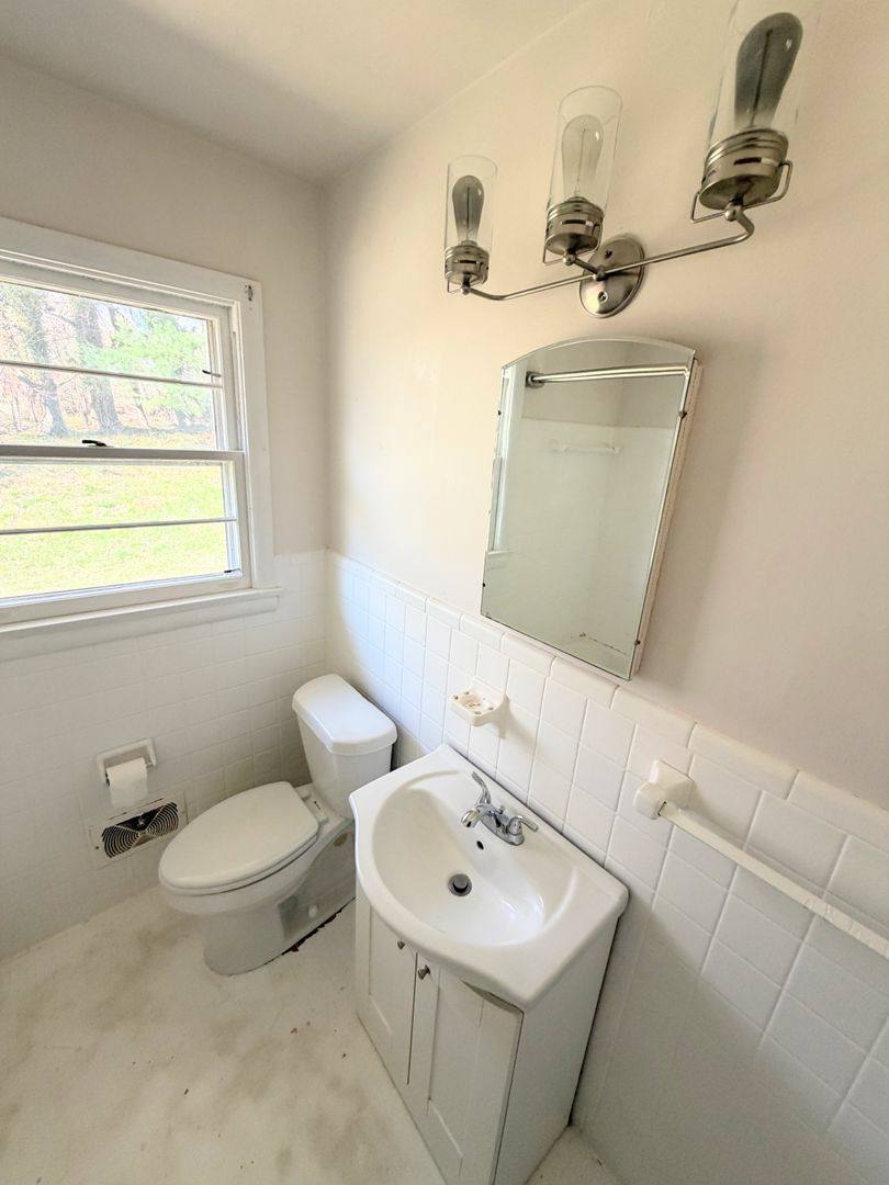House for rent at 2229 Taylor Farm Rd, Lynchburg, VA 24503