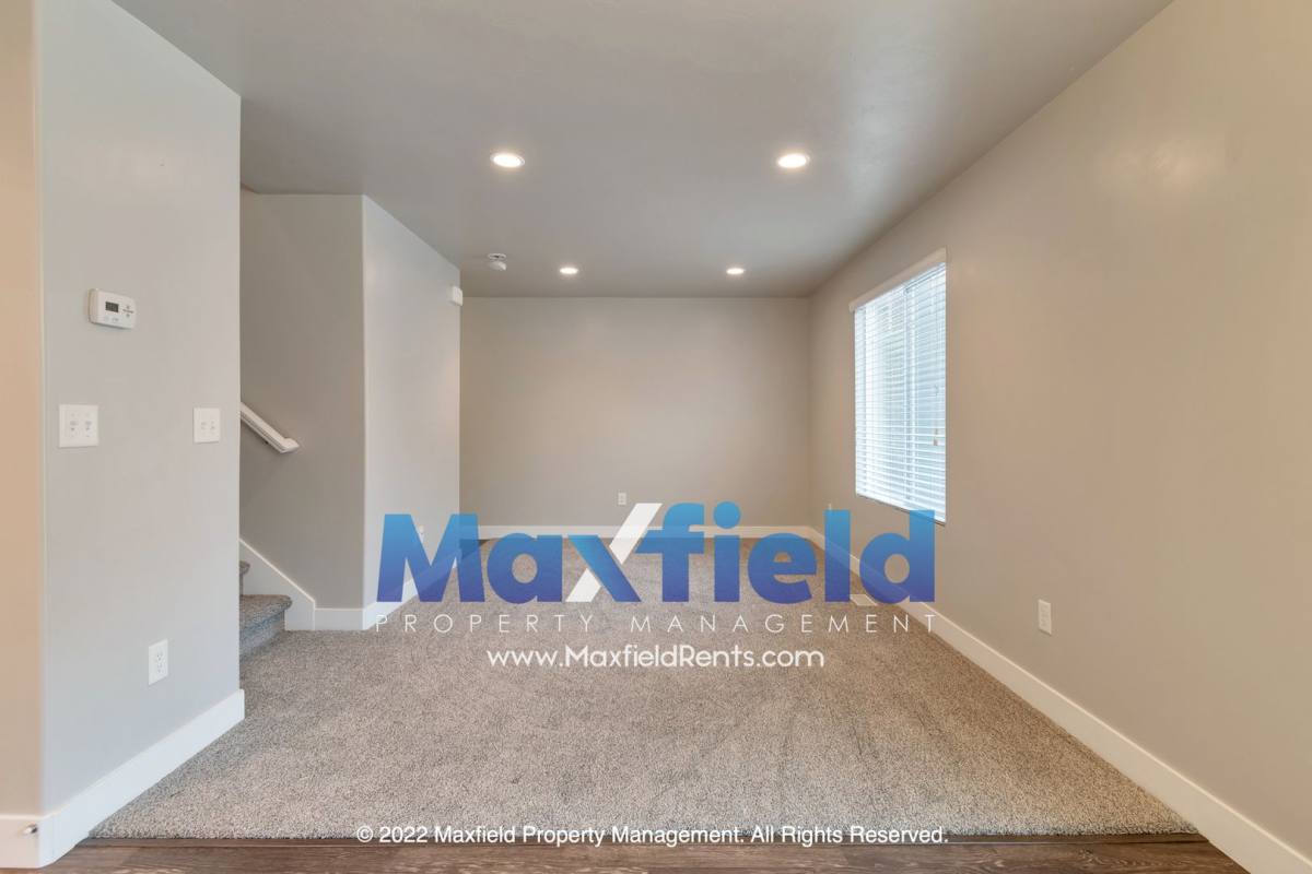 Townhouse for rent at 529 W Fox Chase, Draper, UT 84020