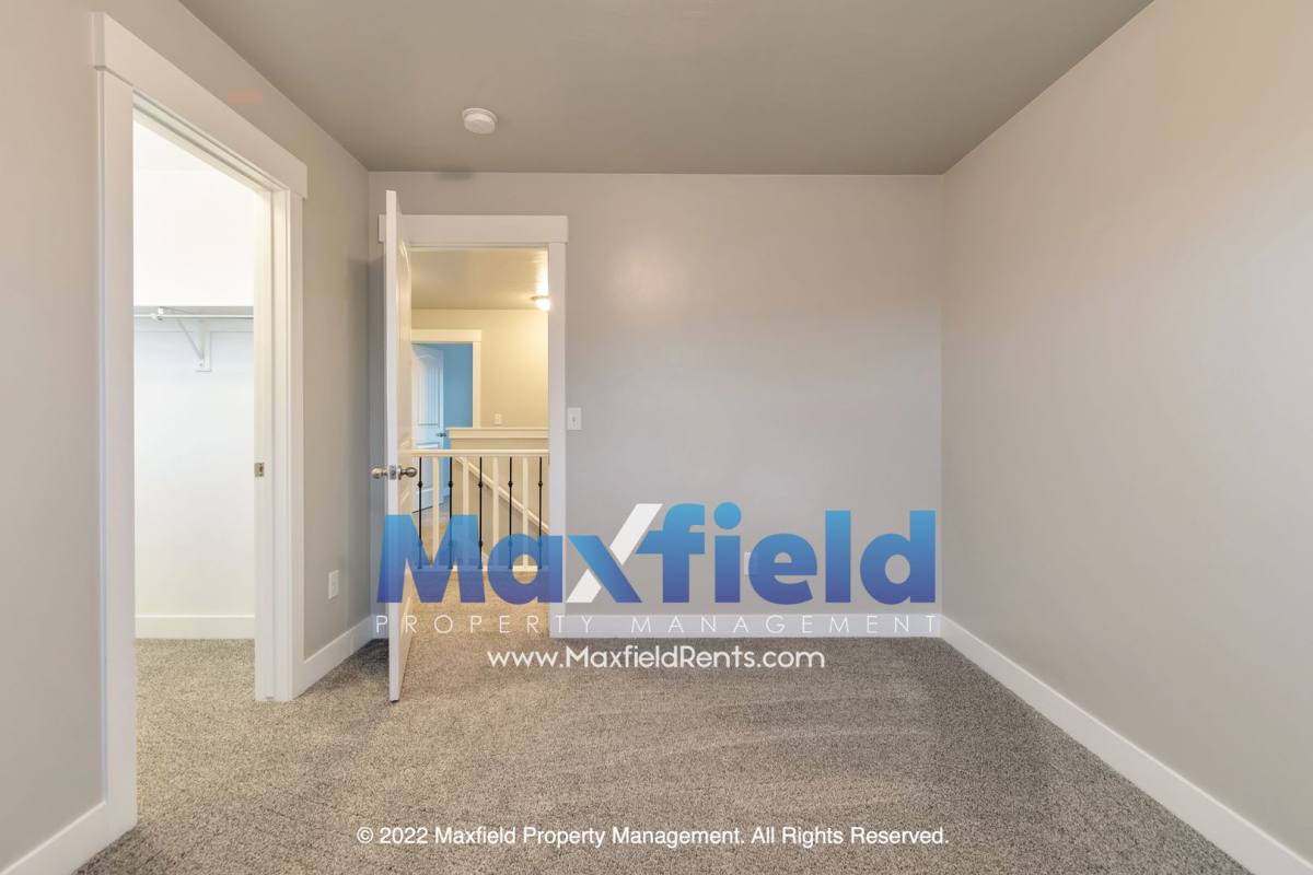 Townhouse for rent at 529 W Fox Chase, Draper, UT 84020