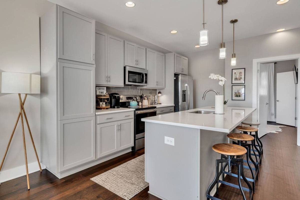 Townhouse for rent at 64 Fern Ave, Nashville, TN 37207