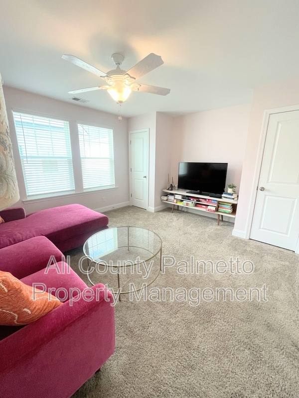 House for rent at 2966 Evening Tide Dr, Hanahan, SC 29410