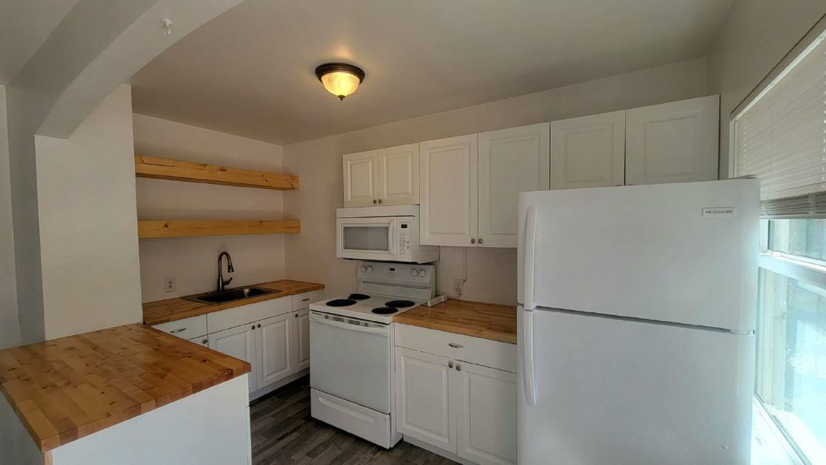 House for rent at 1501 13th St W, Bradenton, FL 34205