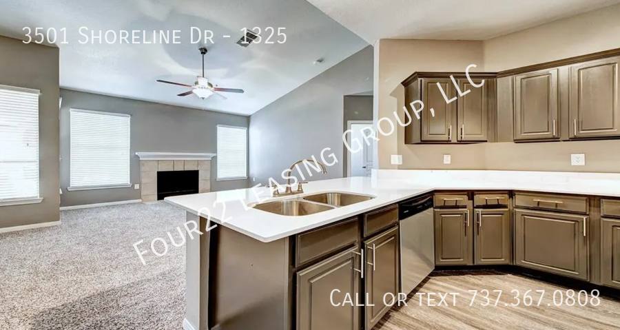 Apartment for rent at 3501 Shoreline Dr, Austin, TX 78728