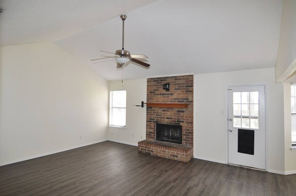 House for rent at 405 Blue Ridge Trail, Fort Worth, TX 76179