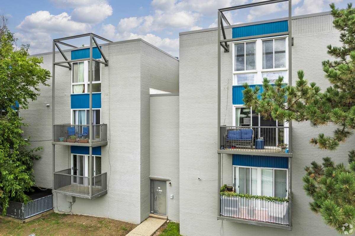 Apartment for rent at 121 E Hoover Ave, Ann Arbor, MI 48104