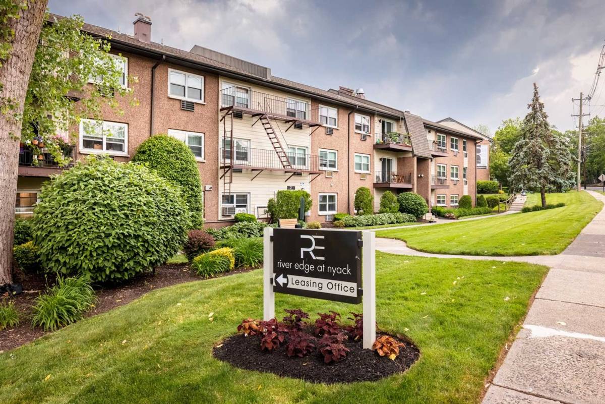 Apartment for rent at 292 Piermont Ave, Nyack, NY 10960
