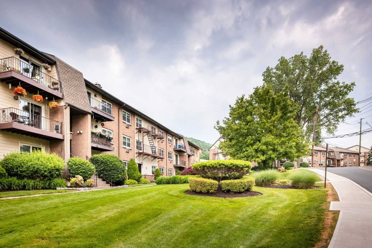 Apartment for rent at 292 Piermont Ave, Nyack, NY 10960