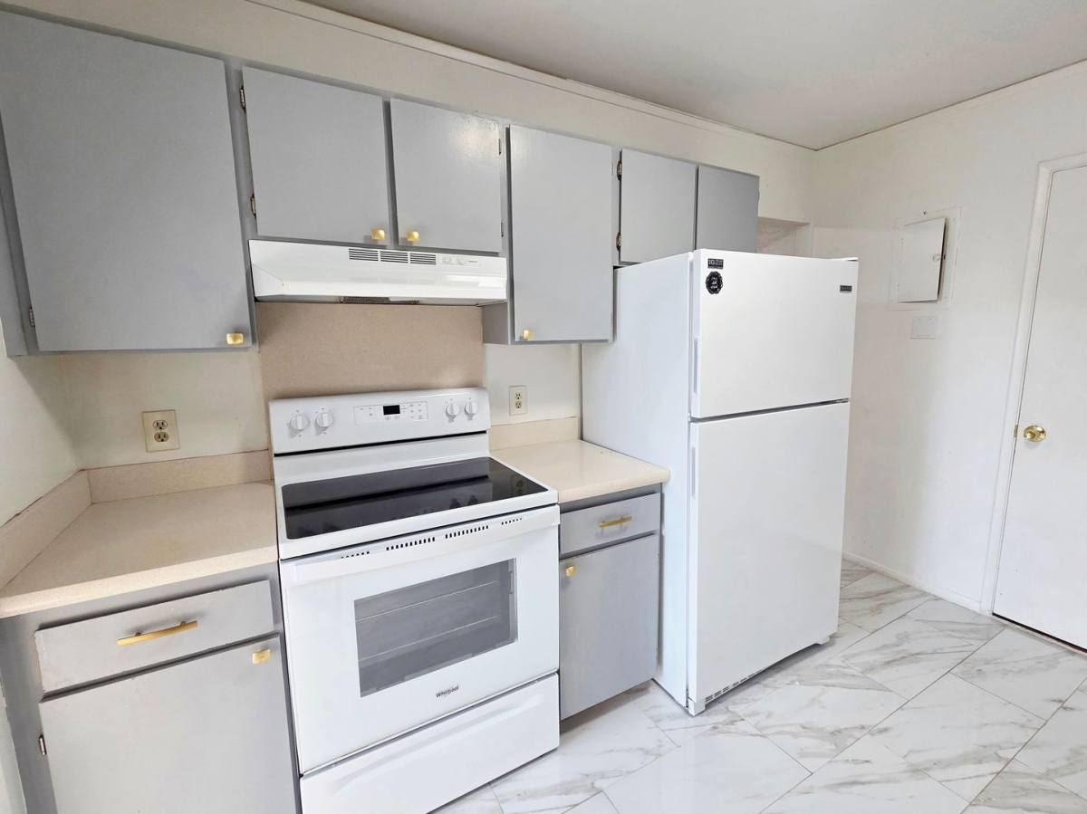 Townhouse for rent at 98-945 C Kaonohi St, Aiea, HI 96701