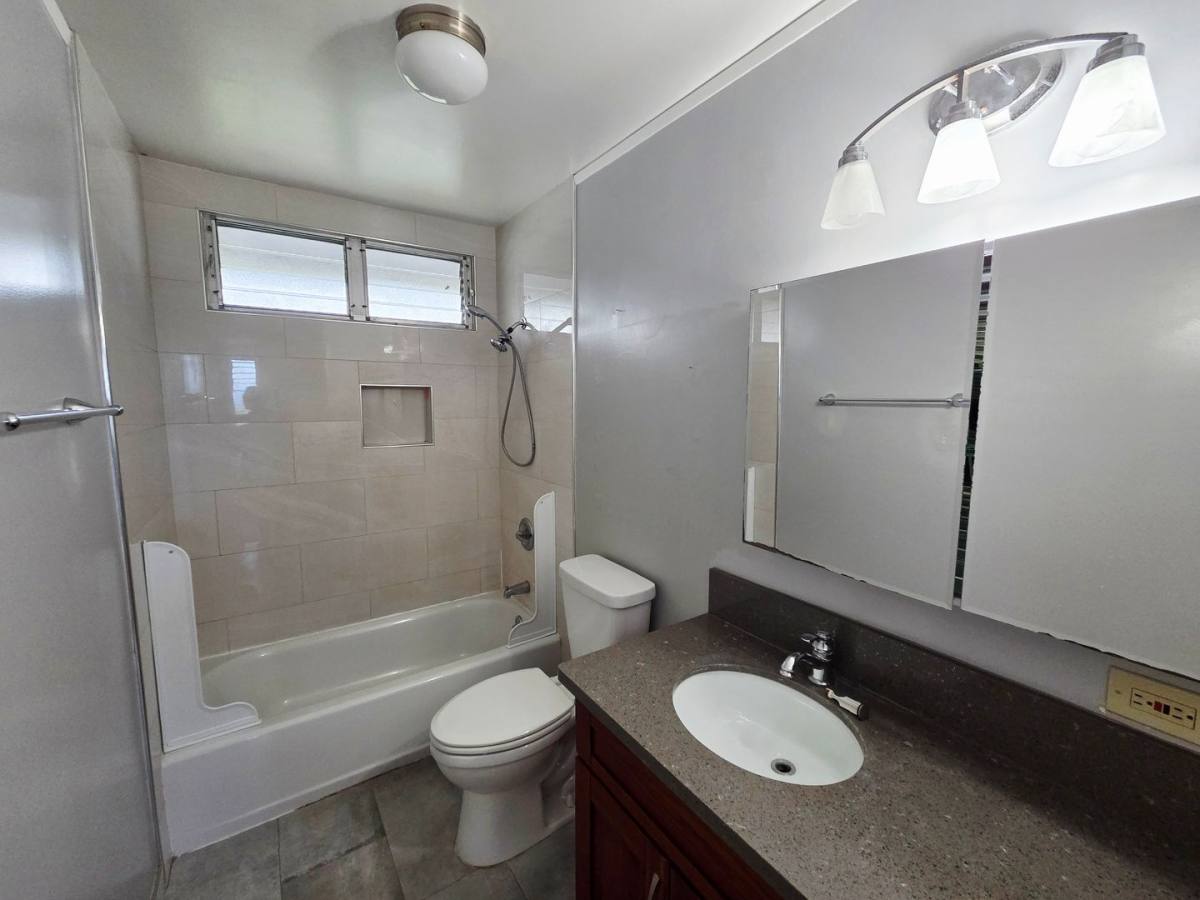 Townhouse for rent at 98-945 C Kaonohi St, Aiea, HI 96701
