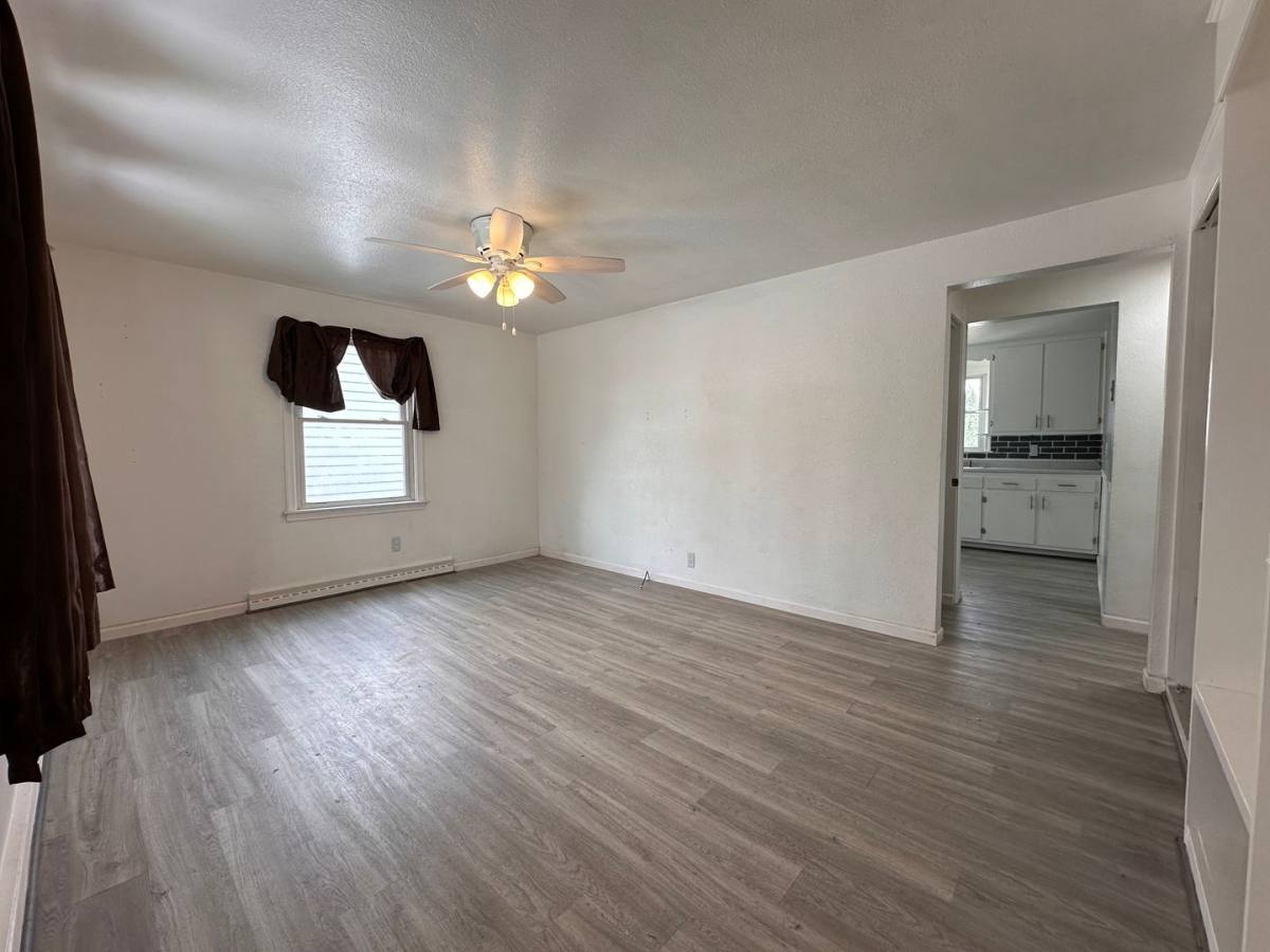 House for rent at 335 14th Ave, Green Bay, WI 54303