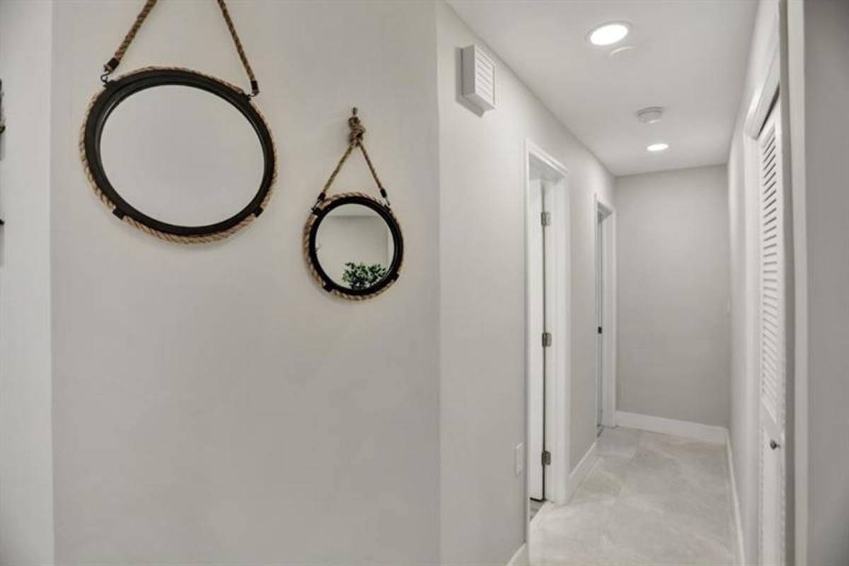 Apartment for rent at 3220 SE 11 St, Pompano Beach, FL 33062