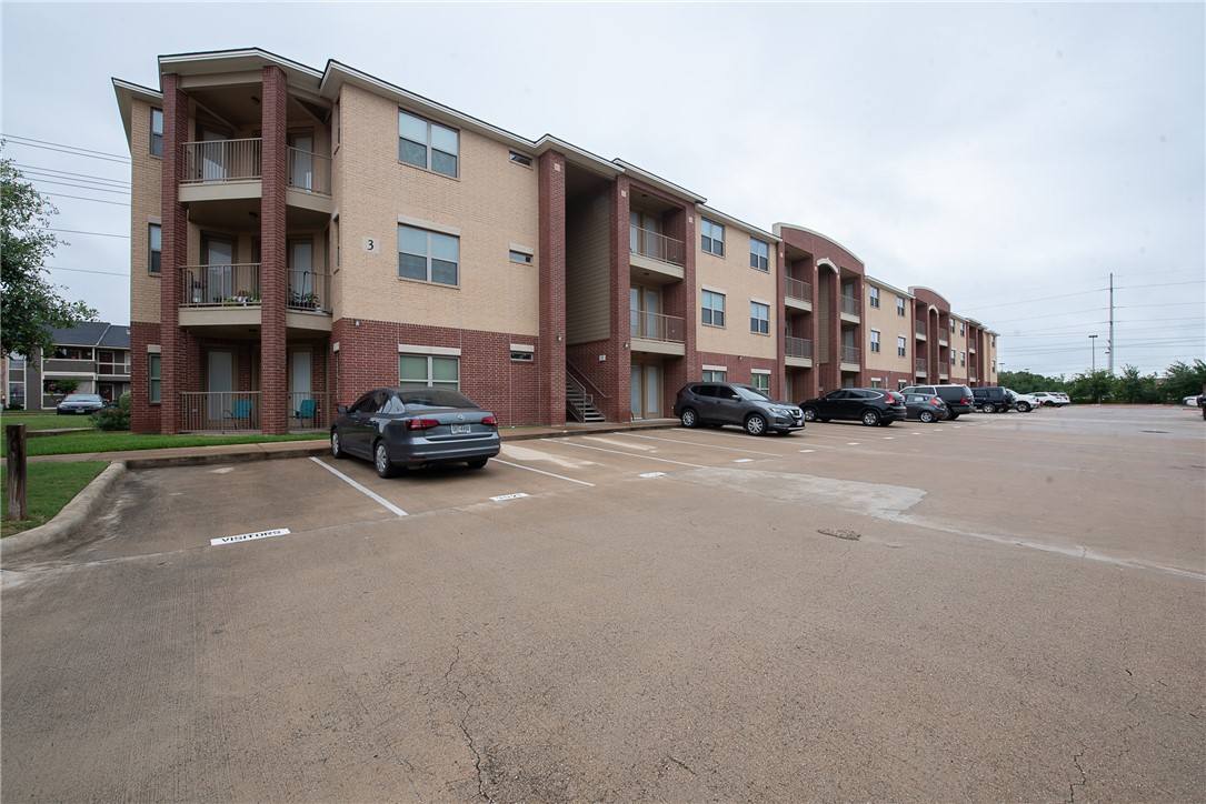 Condo for rent at 1915 Dartmouth St, College Station, TX 77840