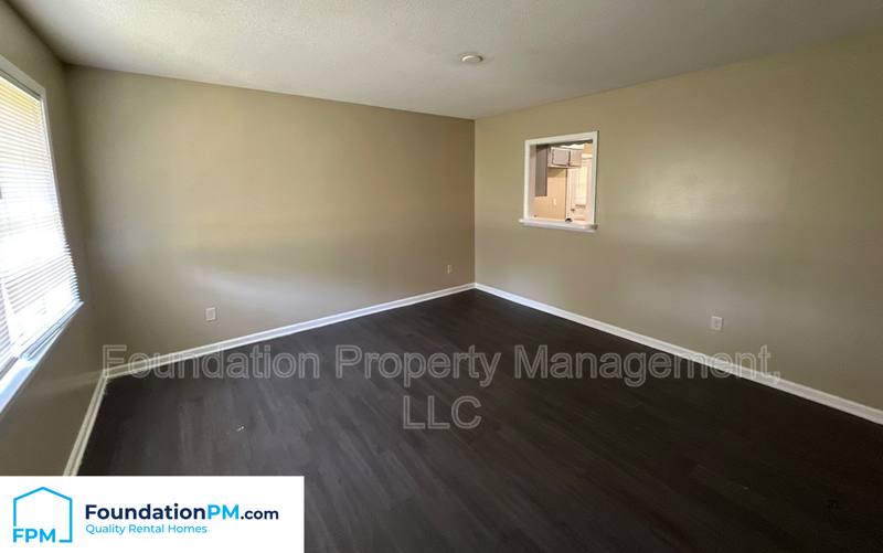 House for rent at 2574 Saint Elmo Ave, Memphis, TN 38127