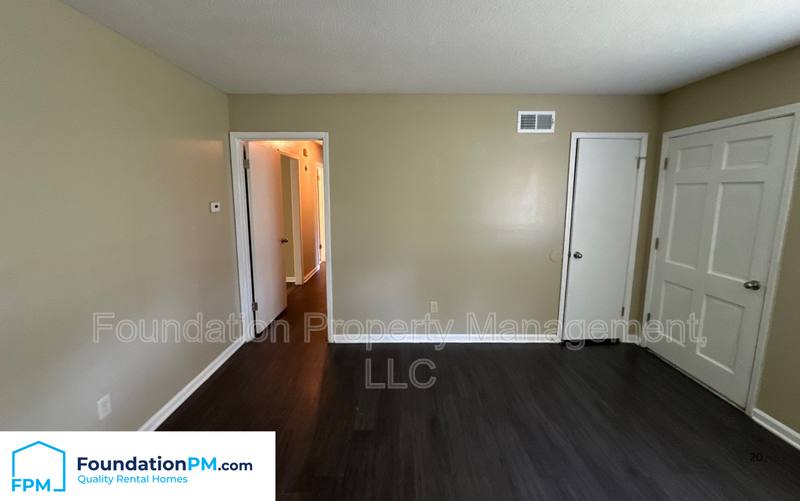 House for rent at 2574 Saint Elmo Ave, Memphis, TN 38127