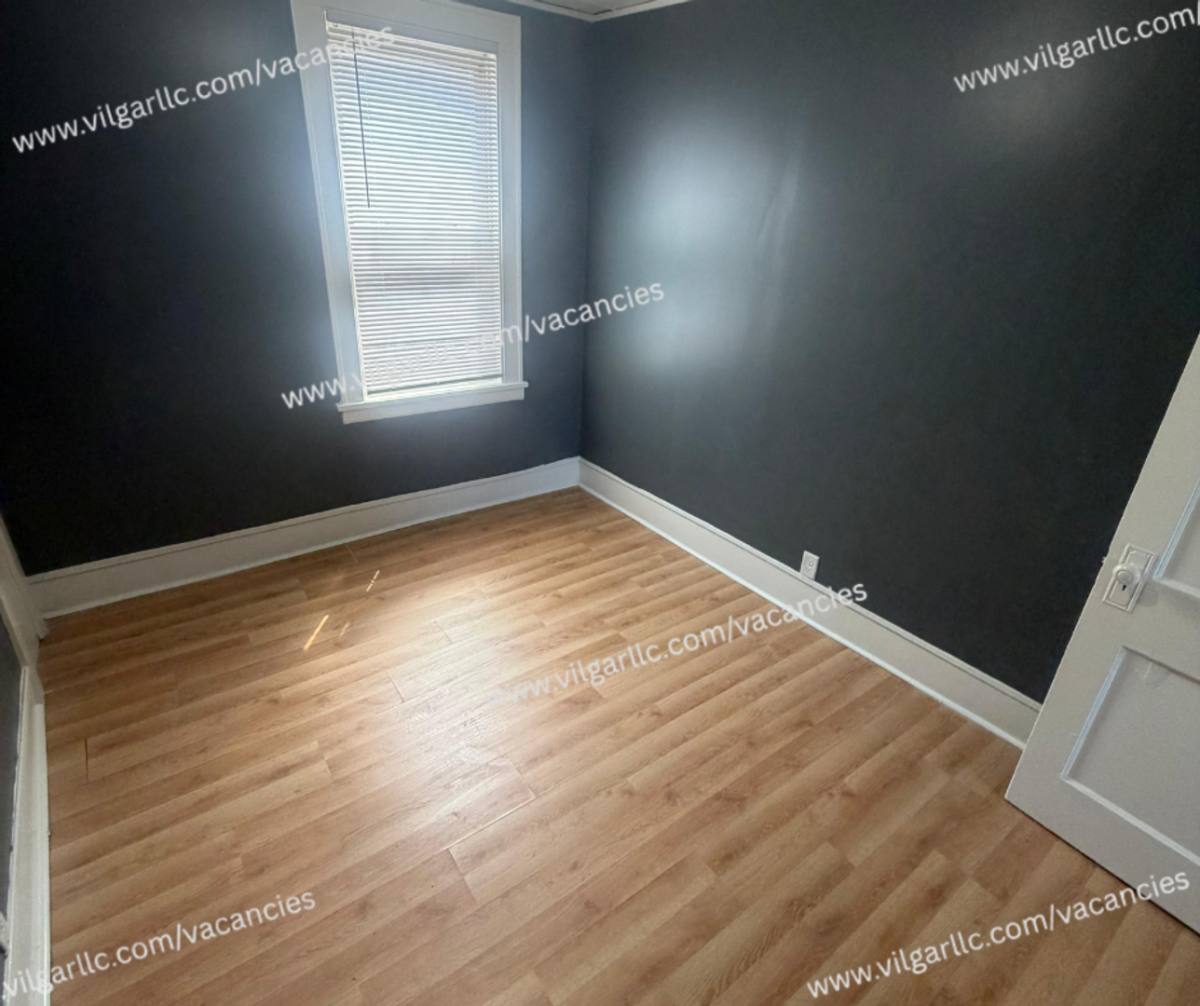 Apartment for rent at 4002 Pulaski St, East Chicago, IN 46312
