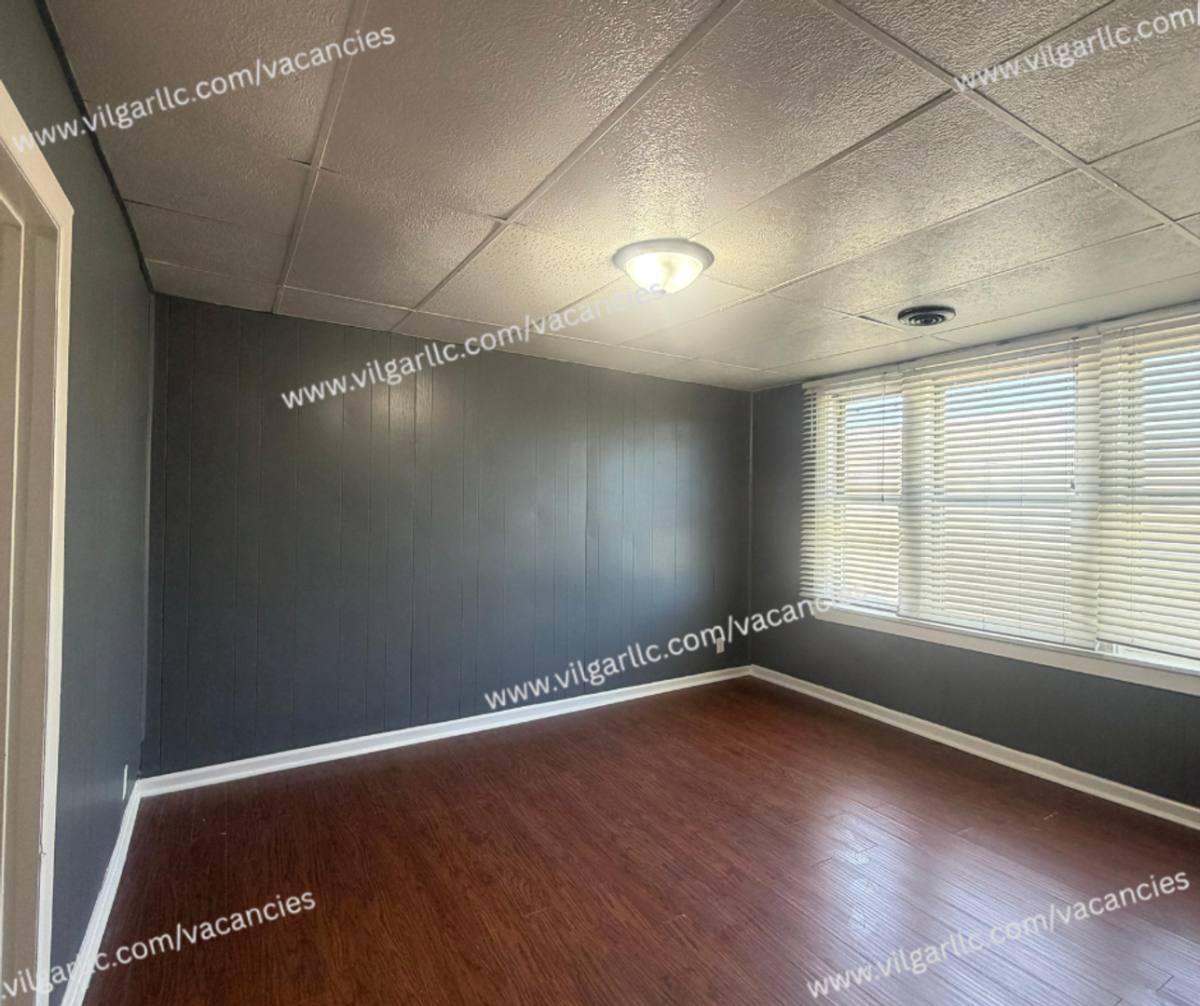 Apartment for rent at 4002 Pulaski St, East Chicago, IN 46312