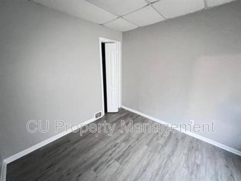 Apartment for rent at 313 Cottage Court #3, Champaign, IL 61820