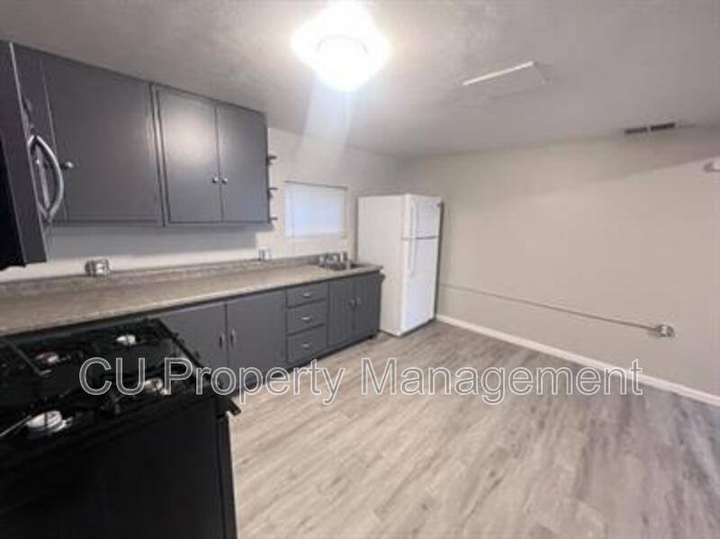 Apartment for rent at 313 Cottage Court #3, Champaign, IL 61820