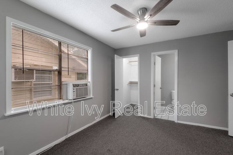 Apartment for rent at 700 Gray St #2, Huntsville, TX 77320