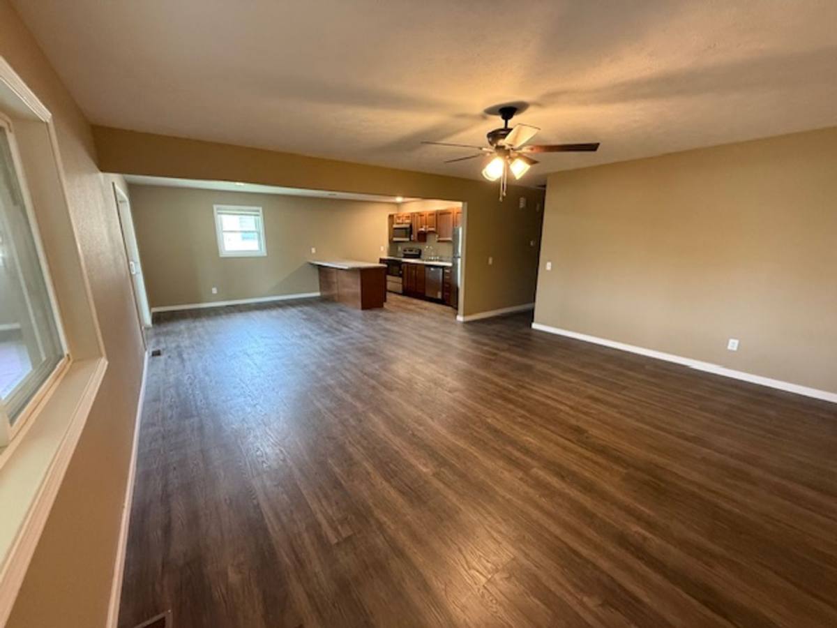 House for rent at 115 W Ash St, Chatham, IL 62629