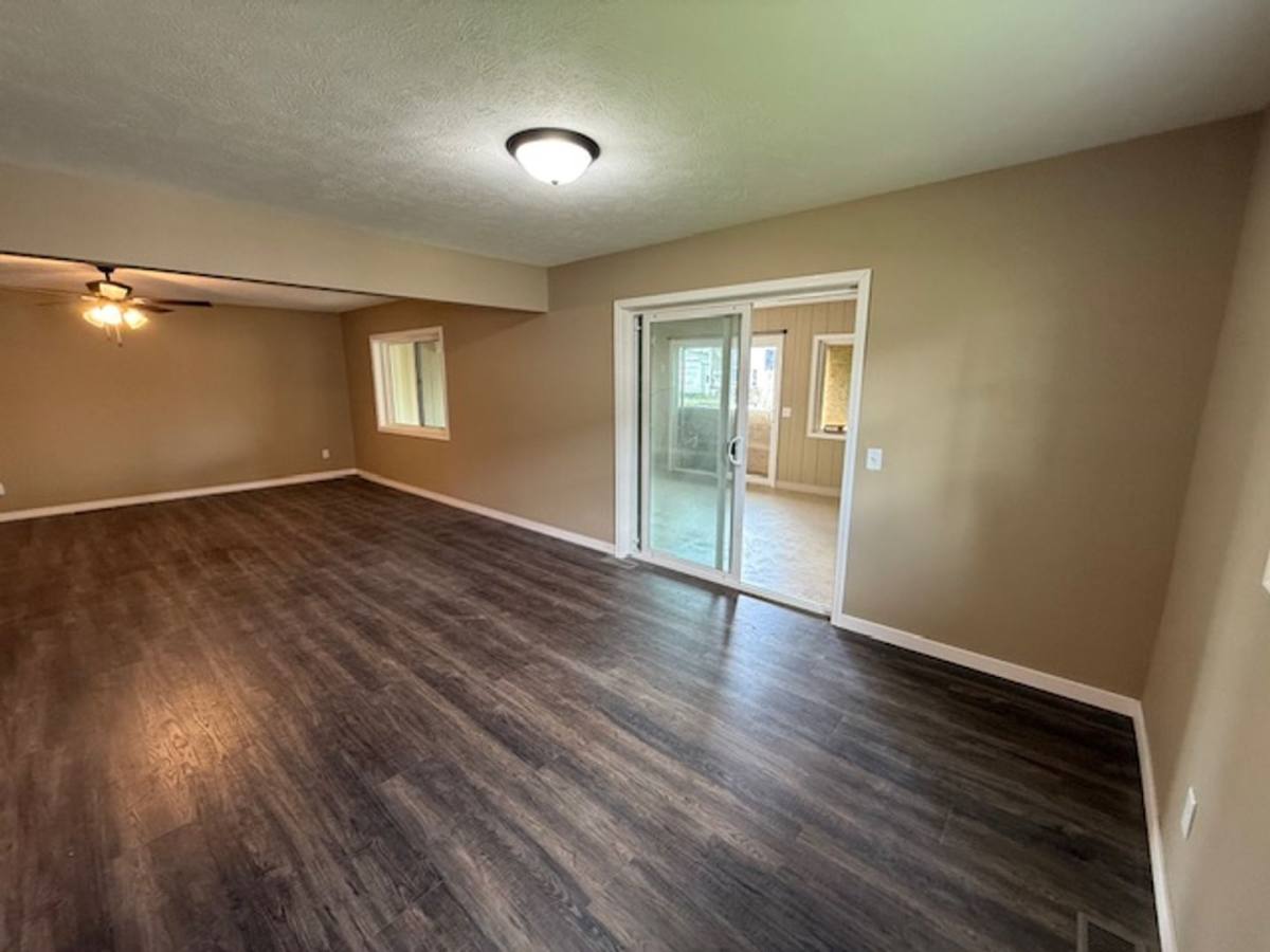 House for rent at 115 W Ash St, Chatham, IL 62629