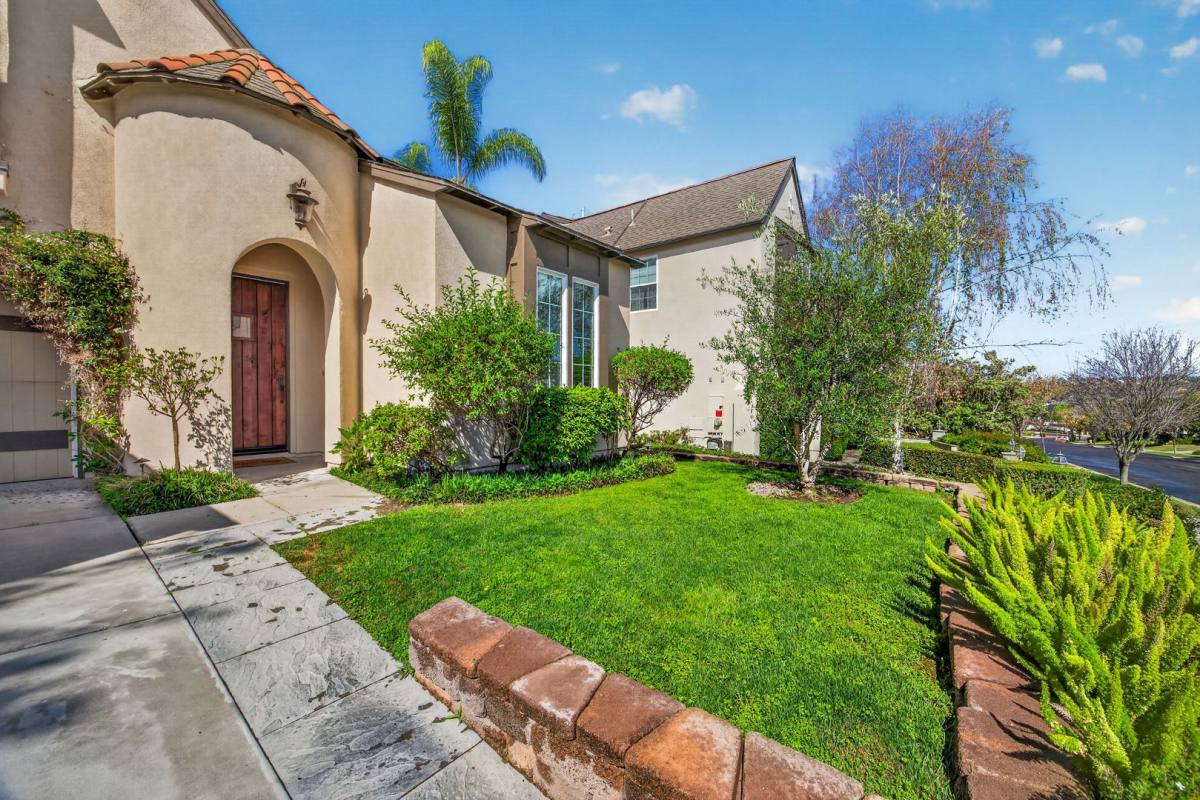 House for rent at 13720 Rosecroft Way, San Diego, CA 92130