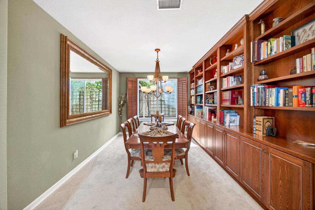 House for rent at 13720 Rosecroft Way, San Diego, CA 92130
