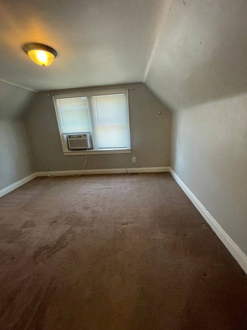 House for rent at 704 W 18th St, Cedar Falls, IA 50613