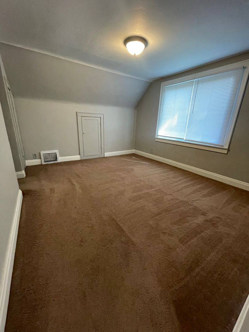 House for rent at 704 W 18th St, Cedar Falls, IA 50613