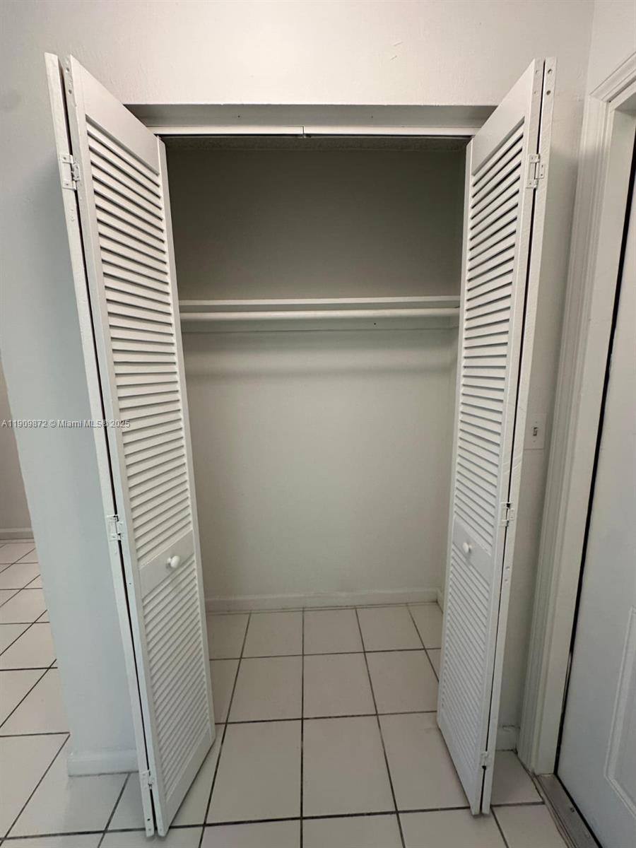 Apartment for rent at 505 NW 177th St, Miami, FL 33169