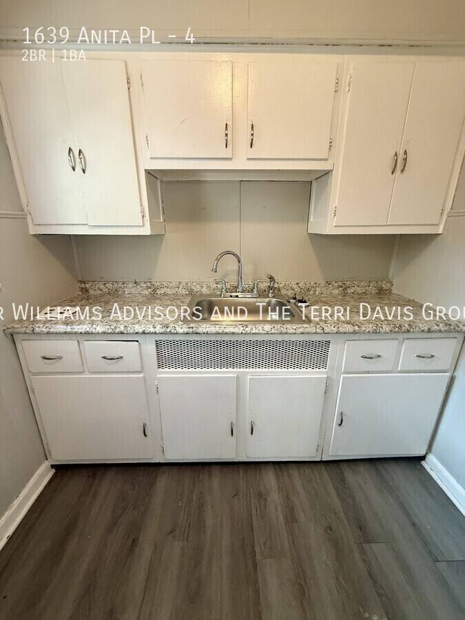 Apartment for rent at 1639 Anita Place, Cincinnati, OH 45237